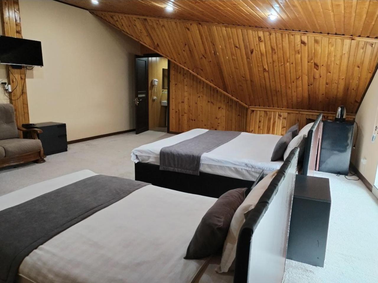 Guest House "Rohat Lux" Samarkand Esterno foto
