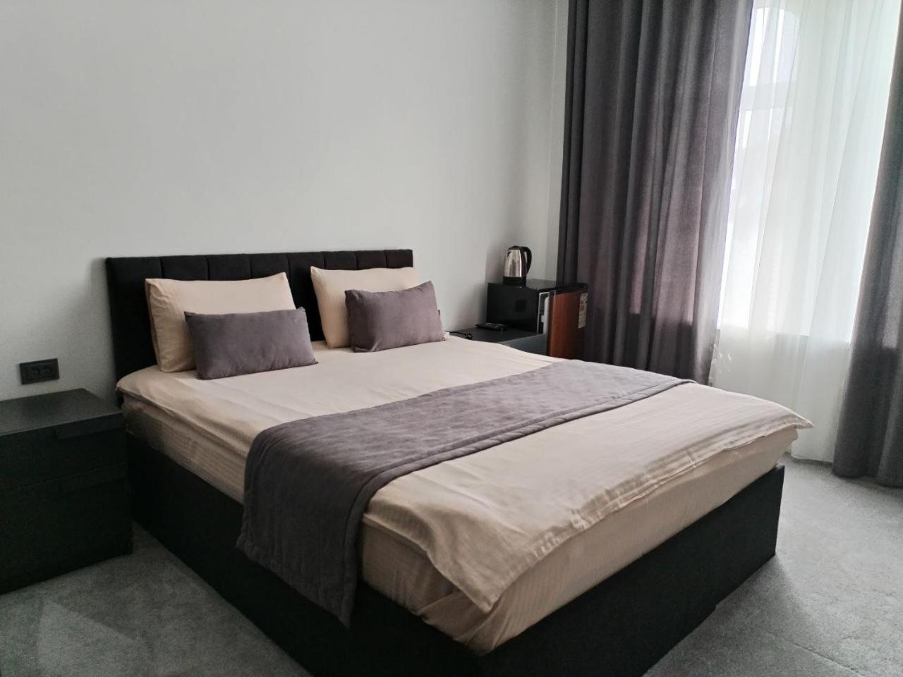 Guest House "Rohat Lux" Samarkand Esterno foto