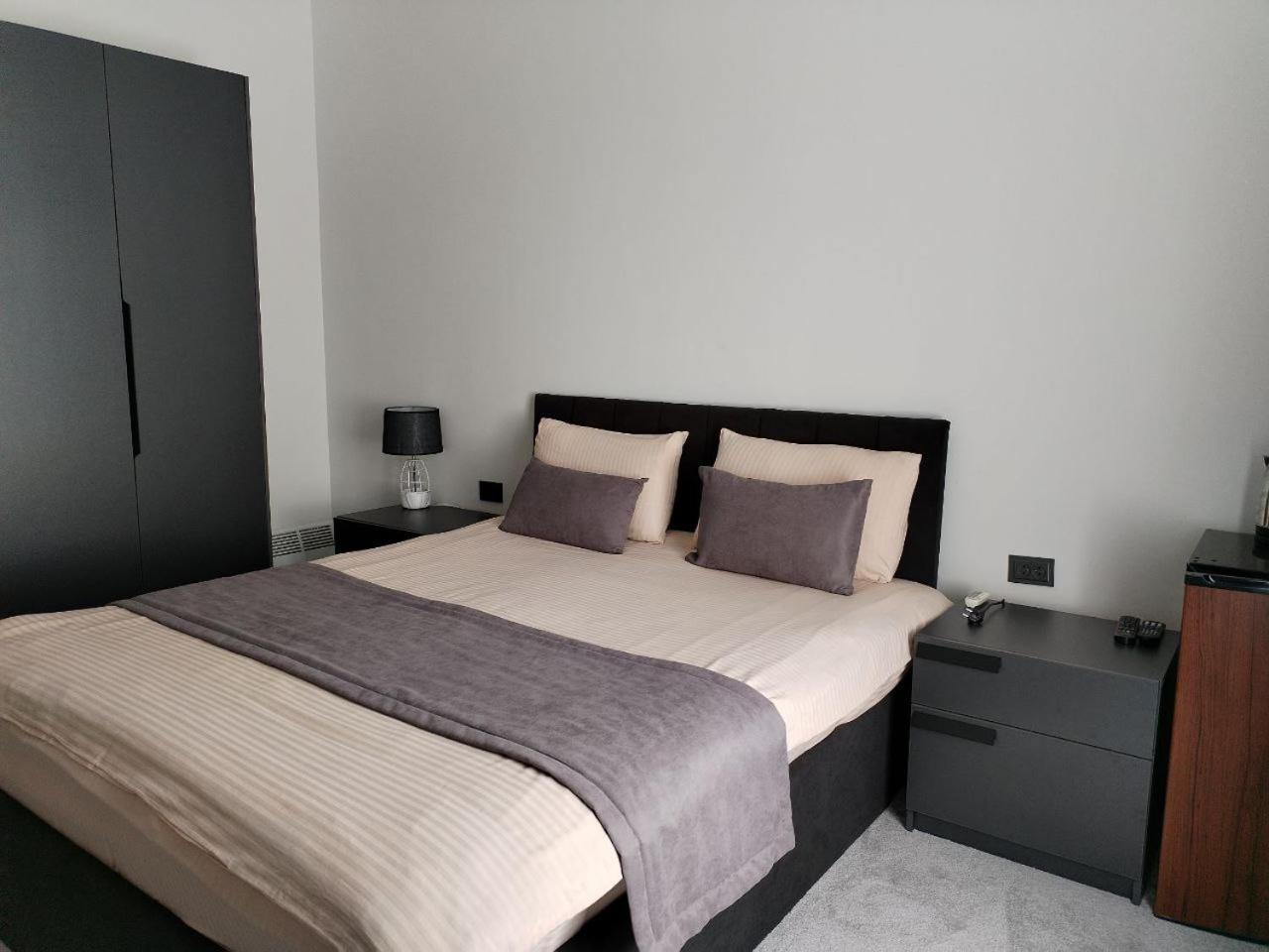 Guest House "Rohat Lux" Samarkand Esterno foto