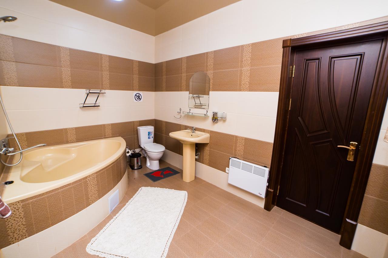 Guest House "Rohat Lux" Samarkand Esterno foto